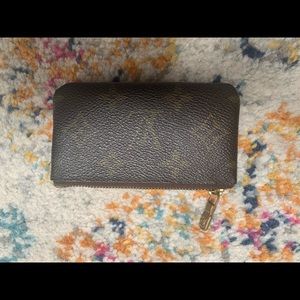 Louis Vuitton card and coin purse